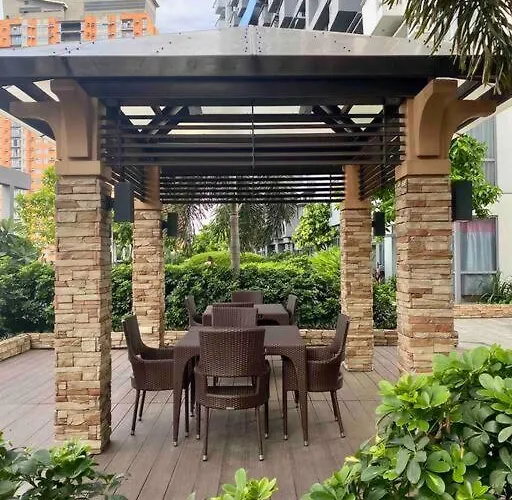 Modern 1br Manila